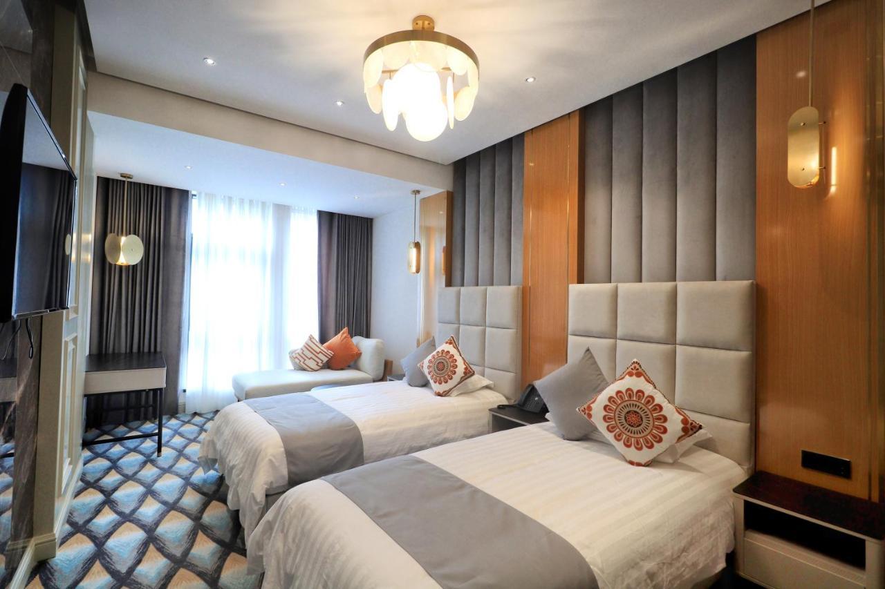 The Rumi Hotel & Residences Dushanbe Exterior photo